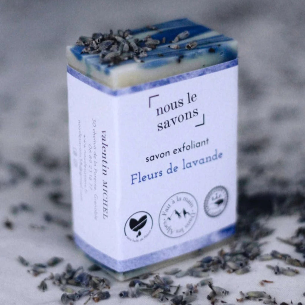 cosmetique-bio-et-ecologique-nous-le-savons-solide-lavande-exfoliant