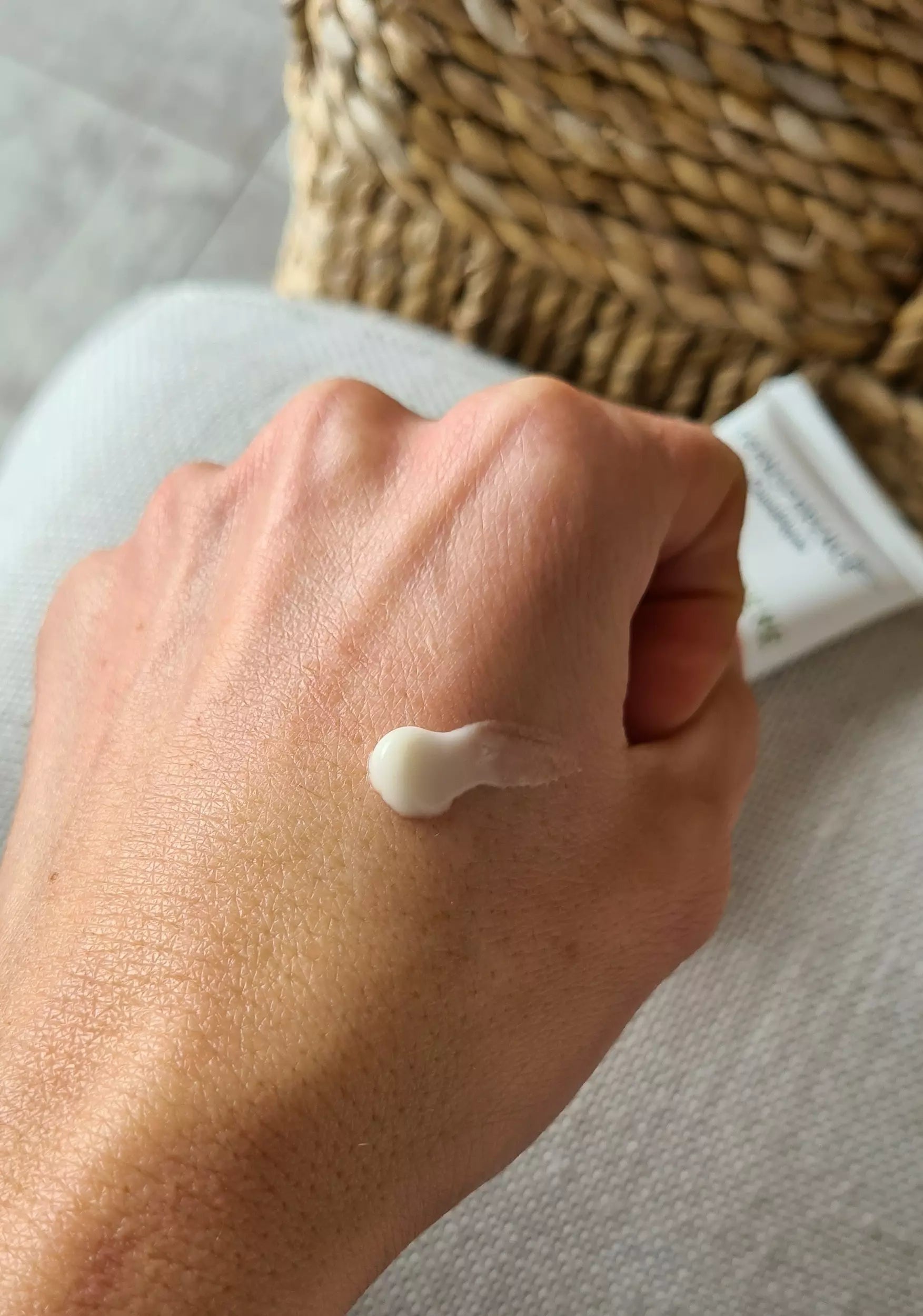 cosmetique-bio-et-naturel-creme-transparence-texture