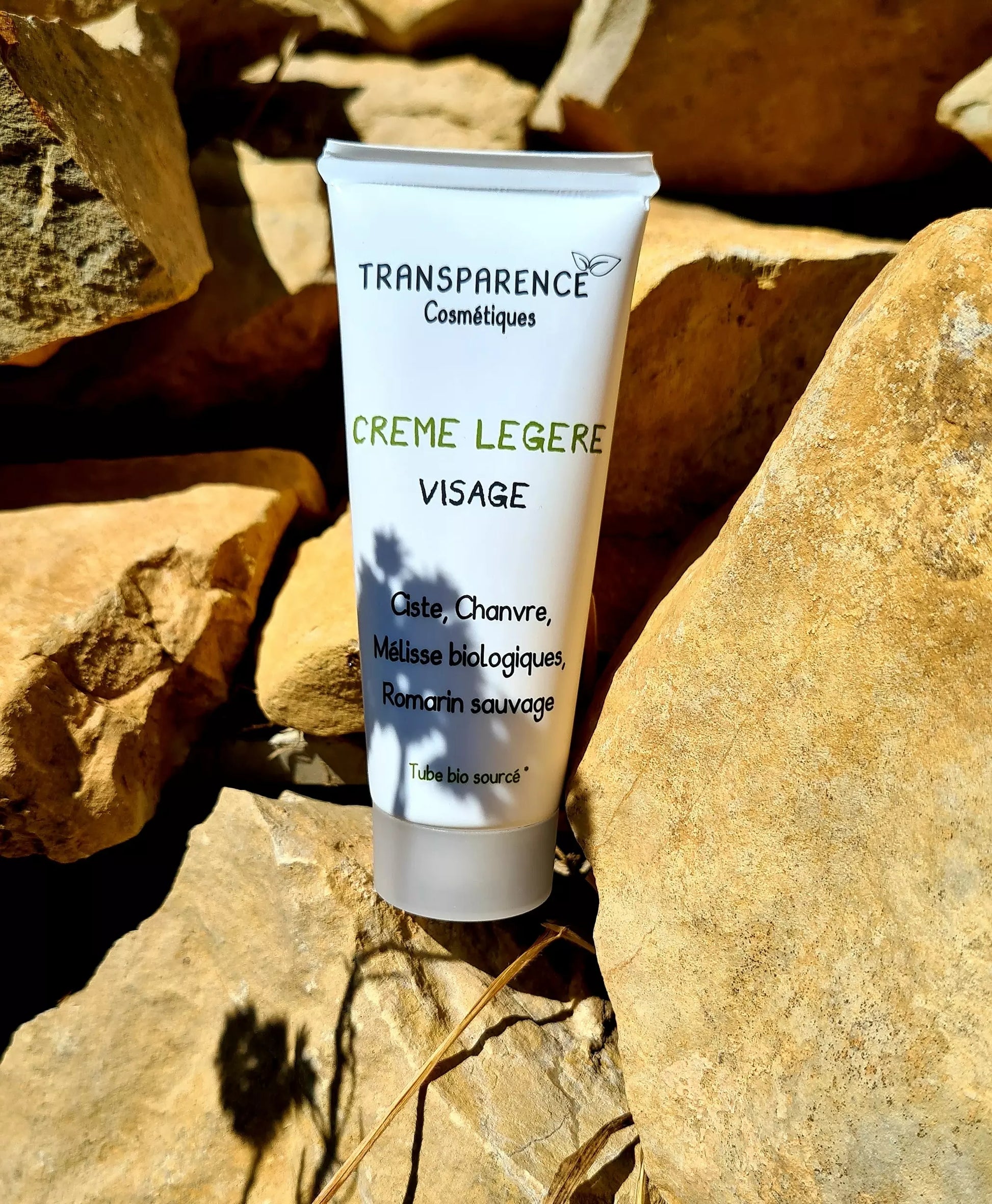 creme-visage-cosmetique-bio-et-naturel