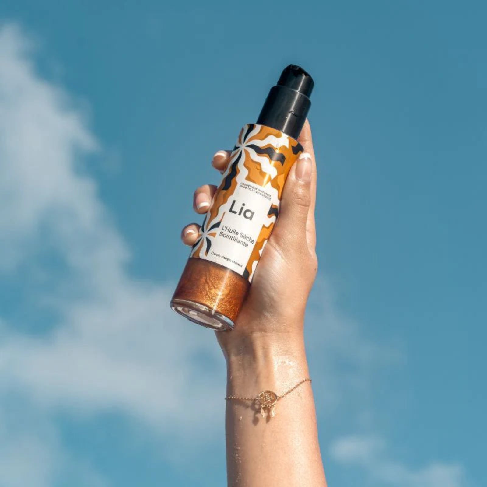 huile-seche-scintillante-marque-francaise-cosmetique-bio-et-naturel