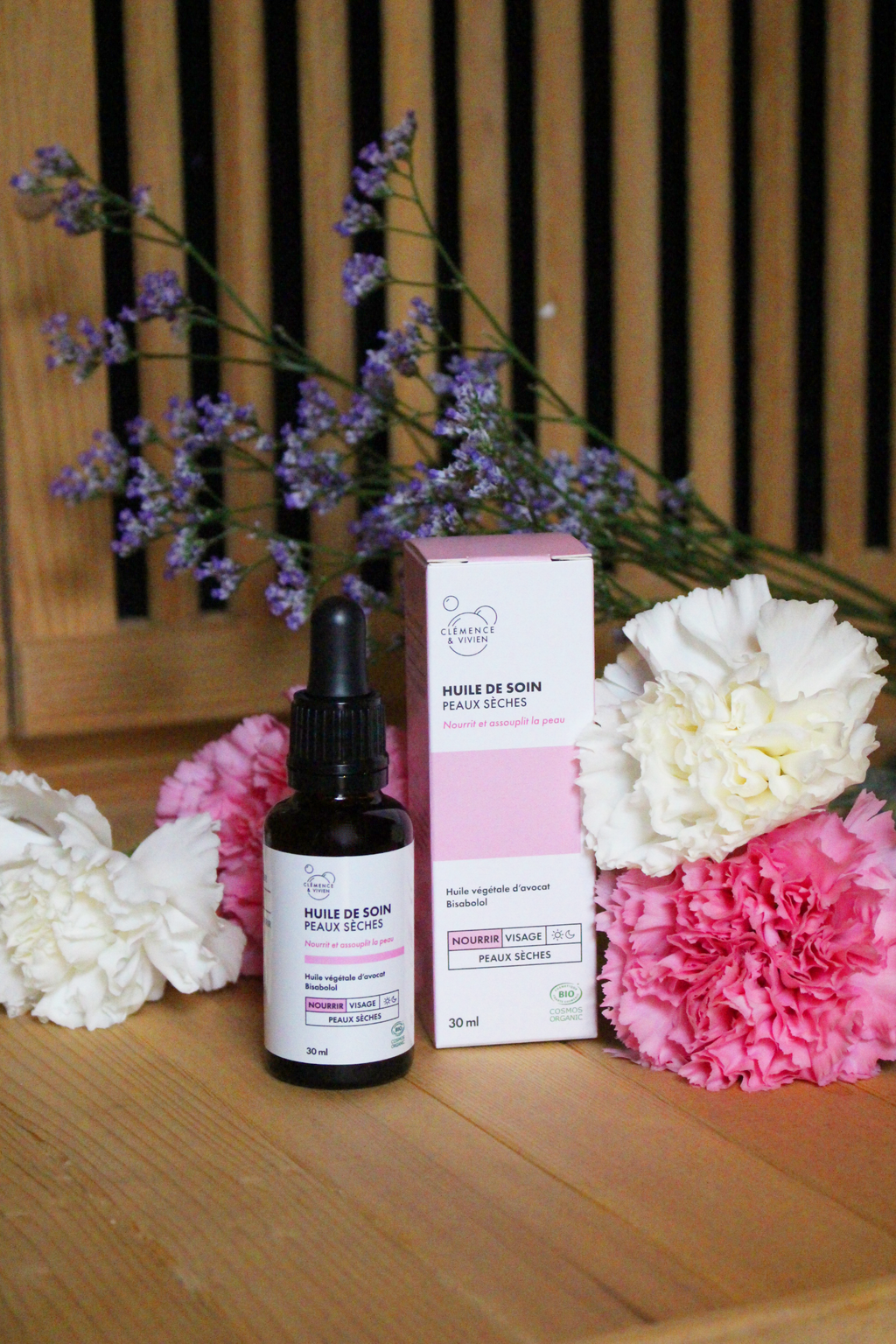 huile-soin-peaux-seches-ambiance-cosmetiques-bios