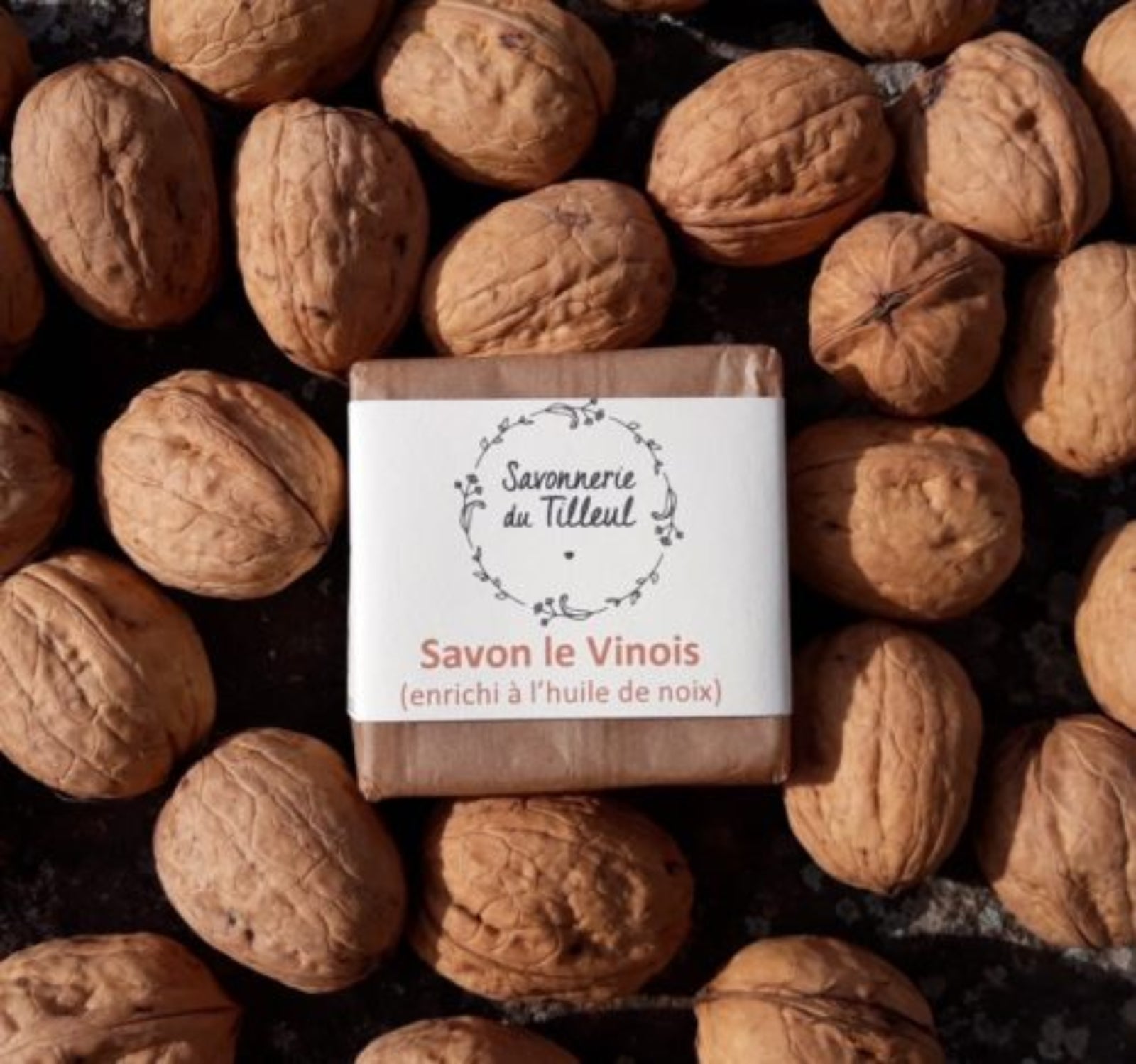 savon-le-vinois-noix-miel-savon-solide-cosmetique-bio-et-naturel