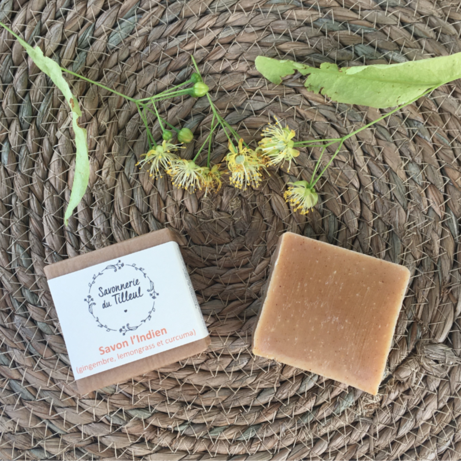 savon-solide-pour-le-corps-indien-cosmetique-bio-et-naturel