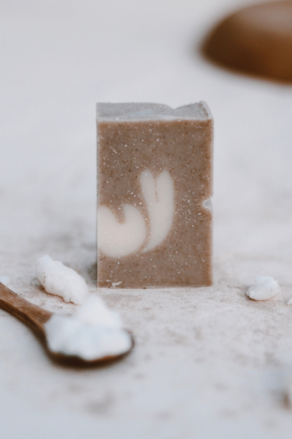 shampoing-solide-cheveux-gras-coco-ricin-ghassoul-cosmetique-bio-et-naturel